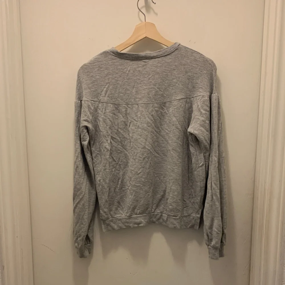 Z Supply Light Gray Women's Crewneck Sweater